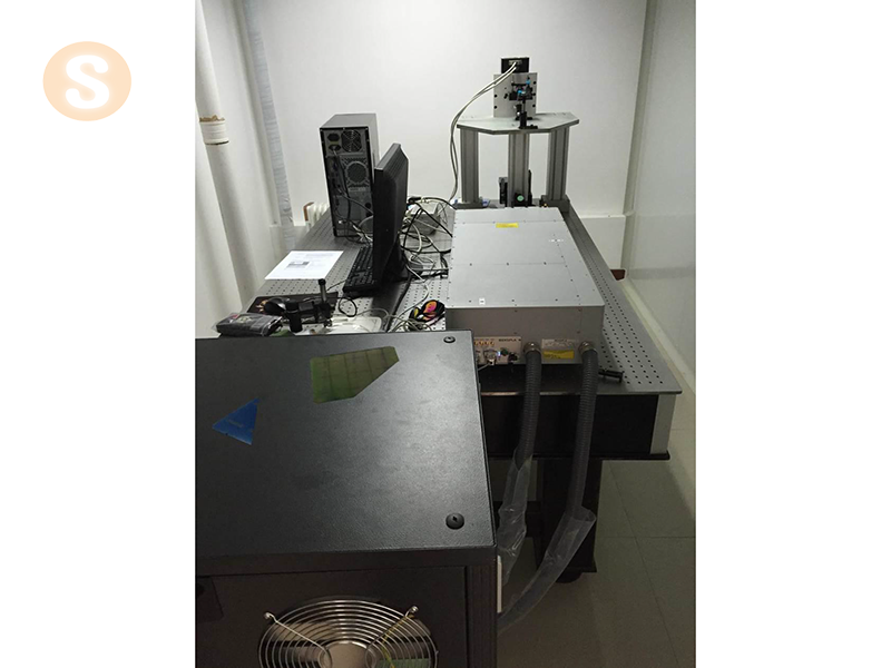 鐳射開孔機(jī)